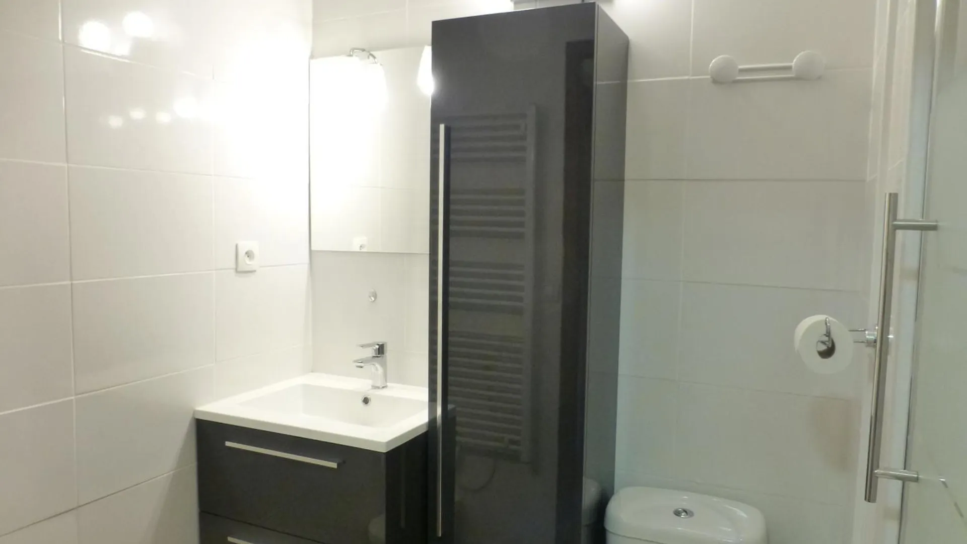 Studio 4 Pers Avec Balcon, Parking Et Wi-Fi, Proche Thermes, Brides-Les-Bains - Fr-1-512-100 Apartment